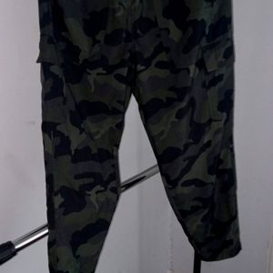 Old navy active stretchtech size M